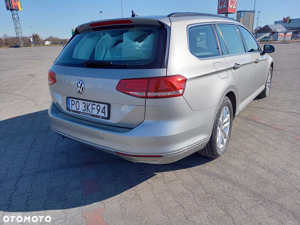 Volkswagen Passat 2.0 TDI SCR Comfortline DSG - 3