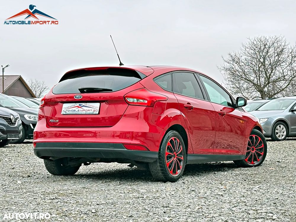 Ford Focus 1.5 TDCi Titanium - 2