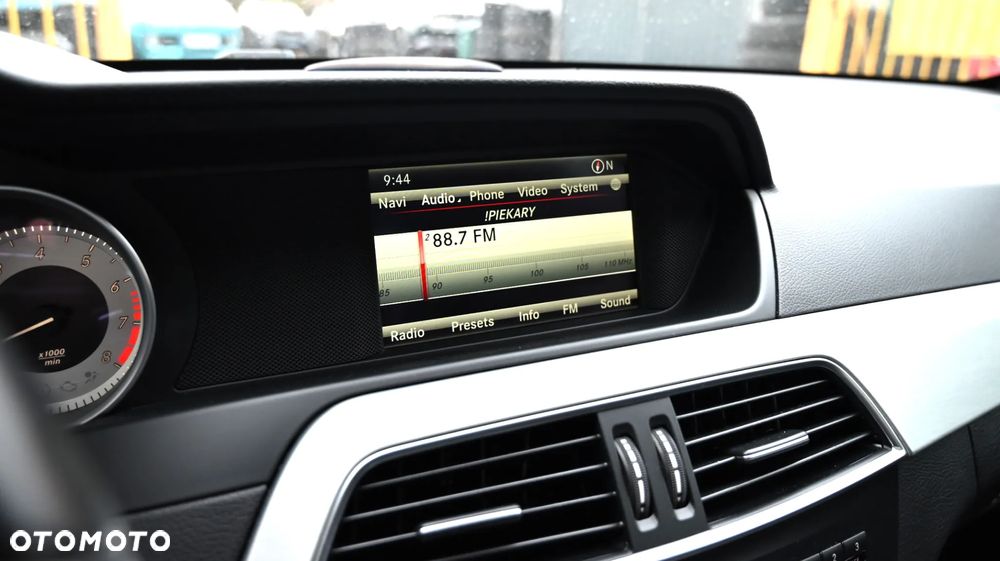 Mercedes-Benz Klasa C 350 7G-TRONIC Edition - 32