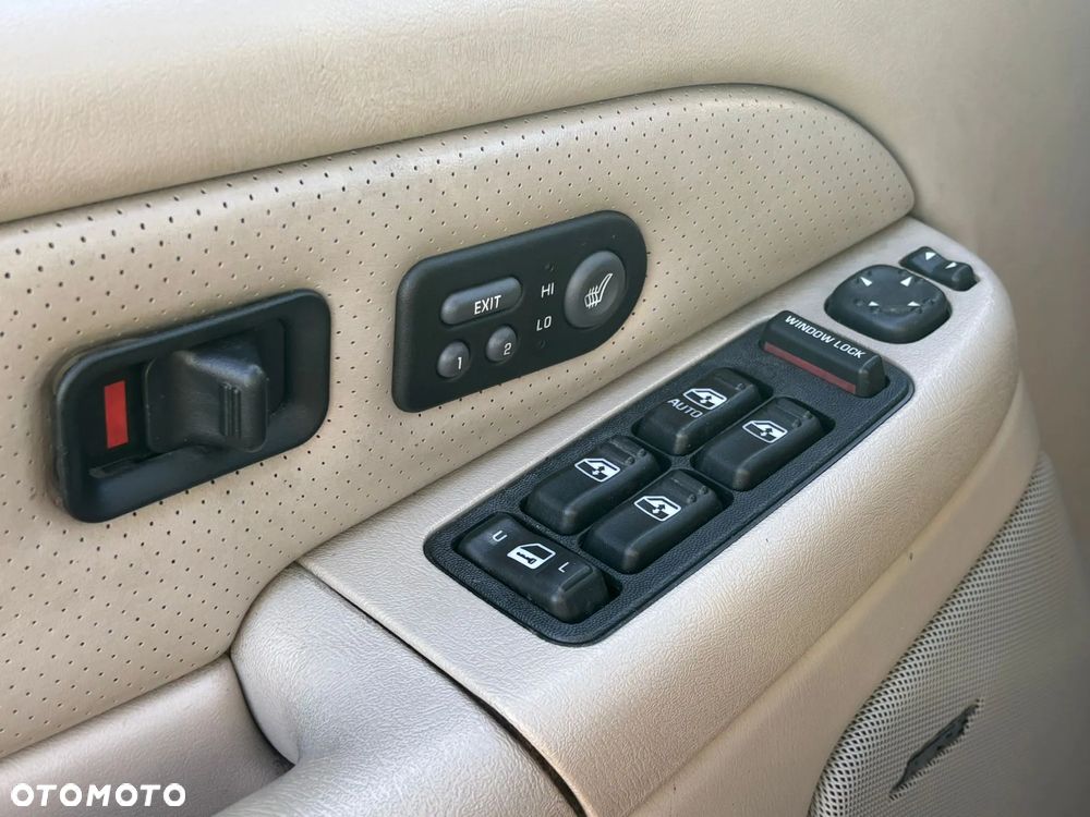Cadillac Escalade 6.0 V8 - 15