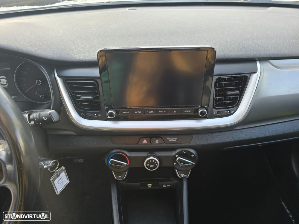 Kia Stonic 1.0 T-GDI TX - 25