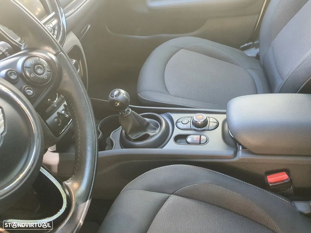 MINI Clubman One D - 27