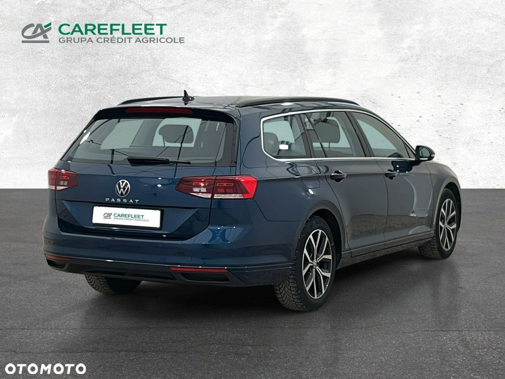 Volkswagen Passat - 5