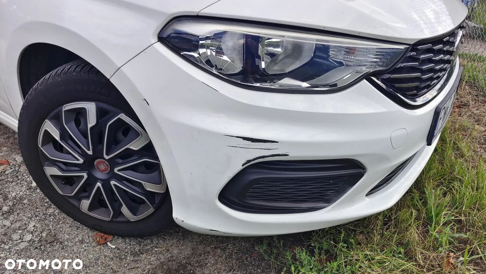Fiat Tipo 1.4 16V Easy - 26