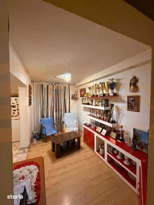 Apartament 4 camere de vanzare | Tomis Nord, Constanta — fotografia 1