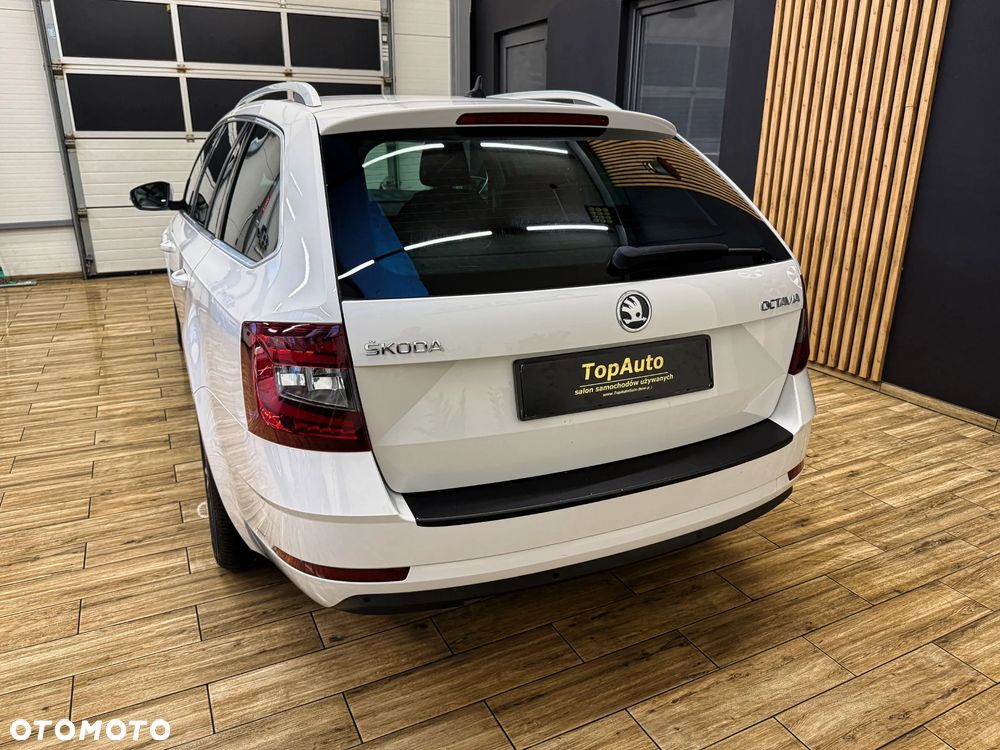 Skoda Octavia 2.0 TDI DSG Style - 9