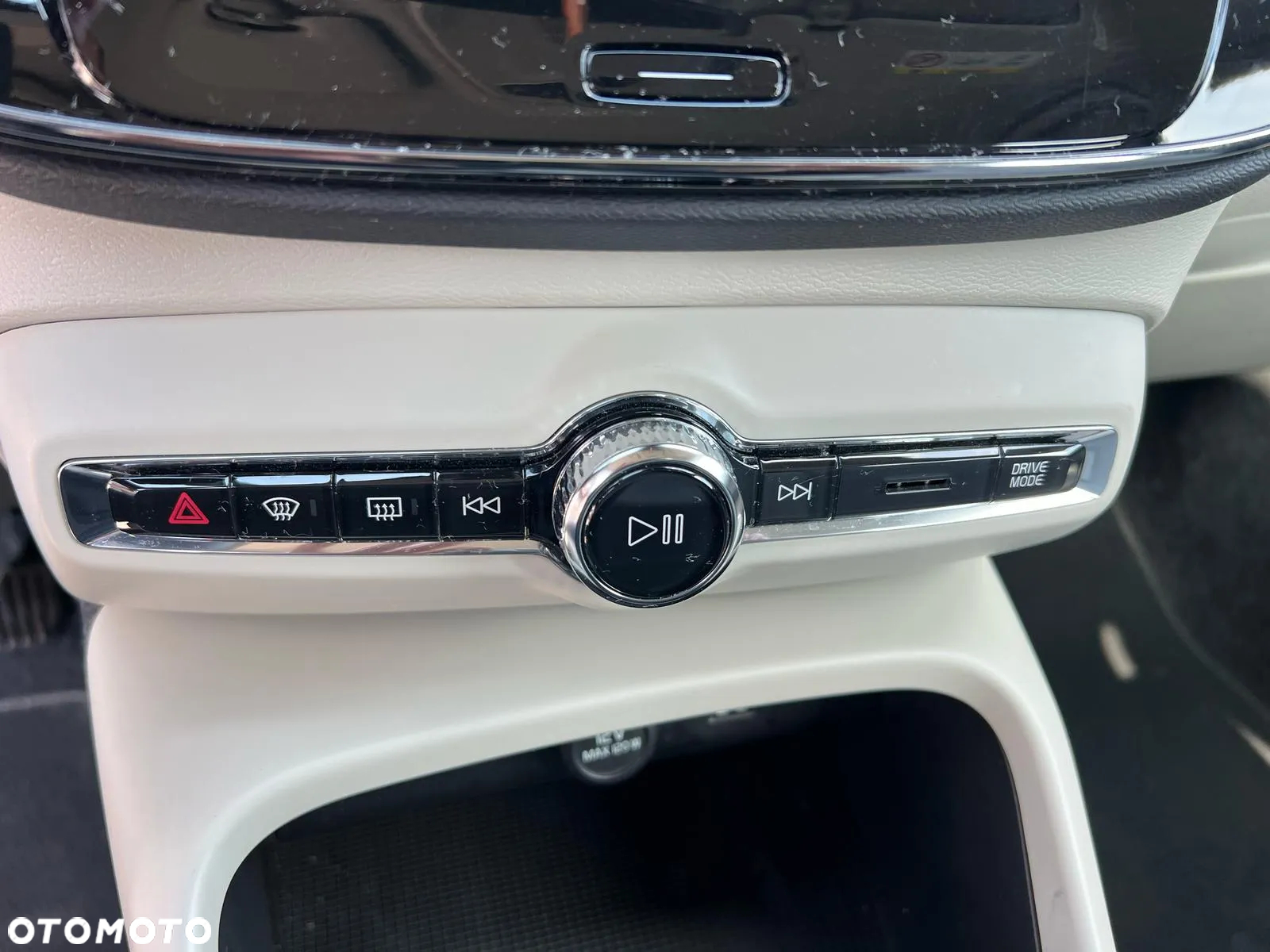 Volvo XC 40 D3 Momentum - 14