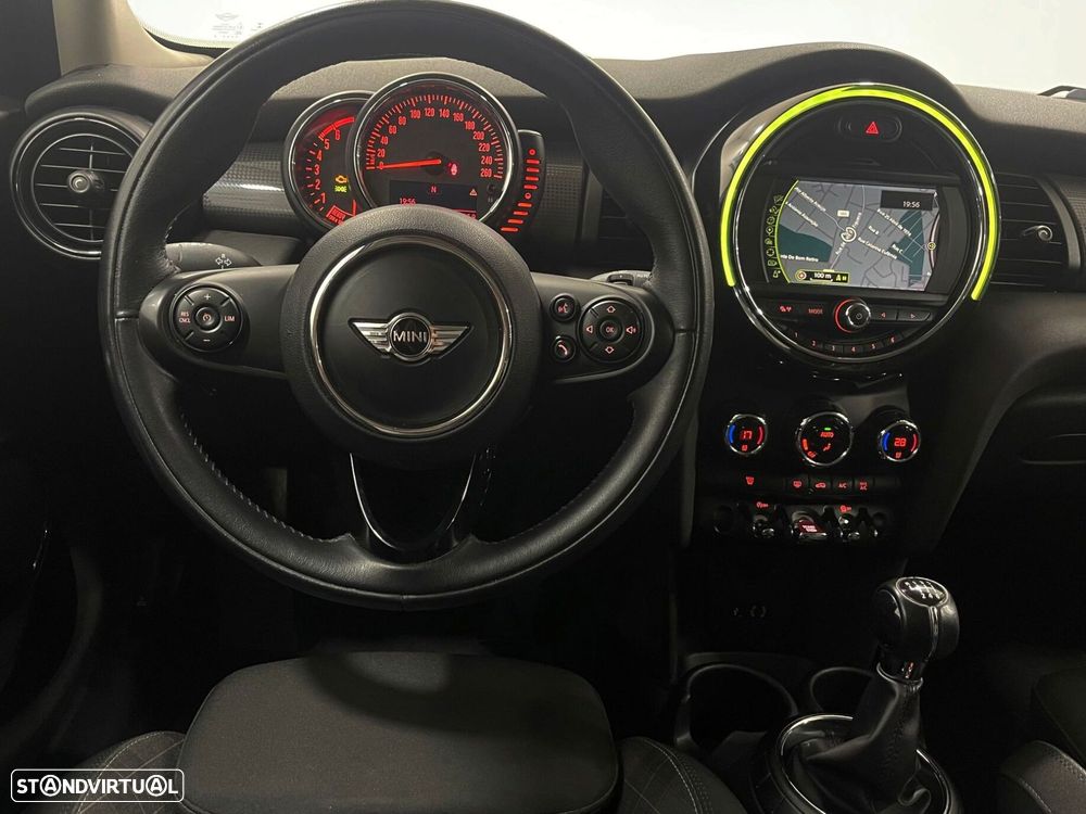 MINI 5 Portas Cooper D - 29