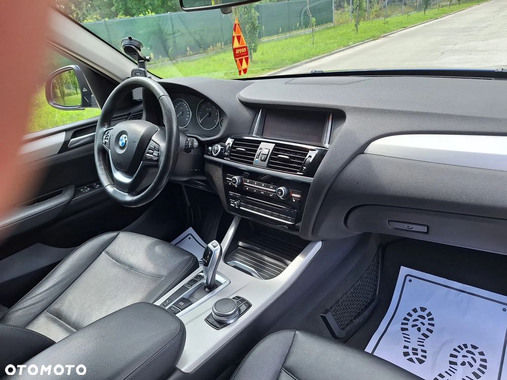 BMW X3 sDrive18d - 11