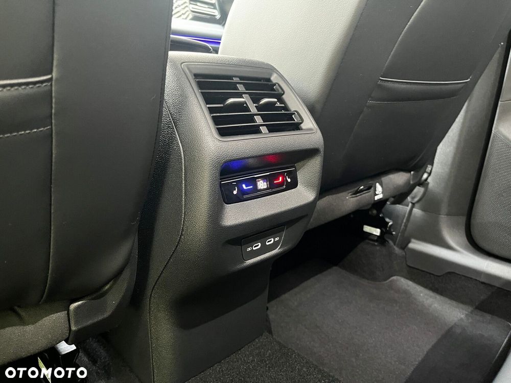 Volkswagen Tiguan - 20
