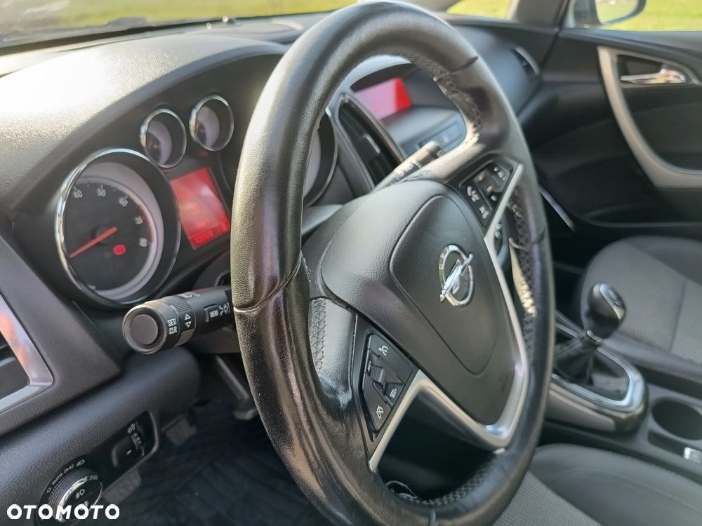 Opel Astra IV 1.4 T Cosmo S&S - 36