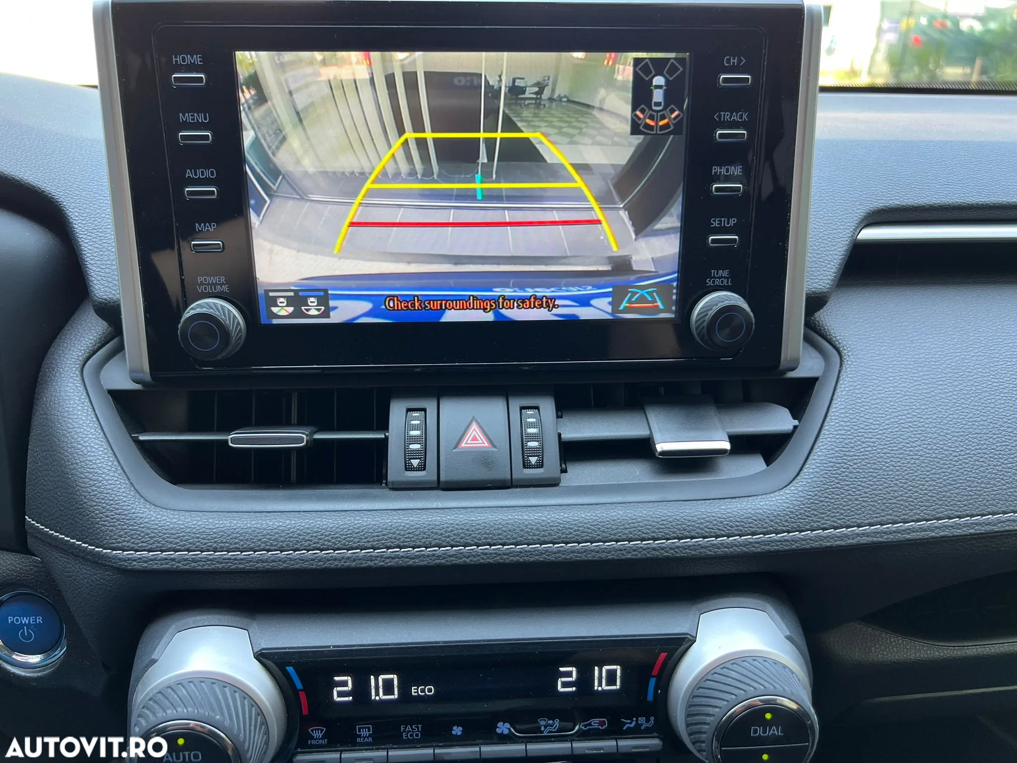 Toyota RAV4 - 23