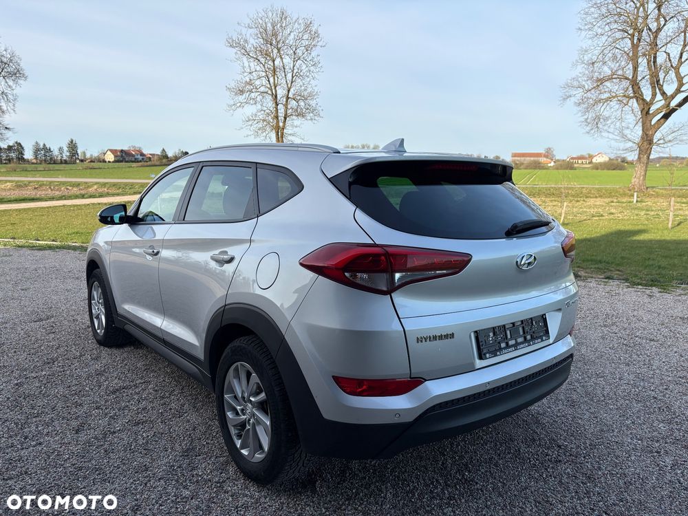 Hyundai Tucson blue 1.7 CRDi 2WD Style - 10