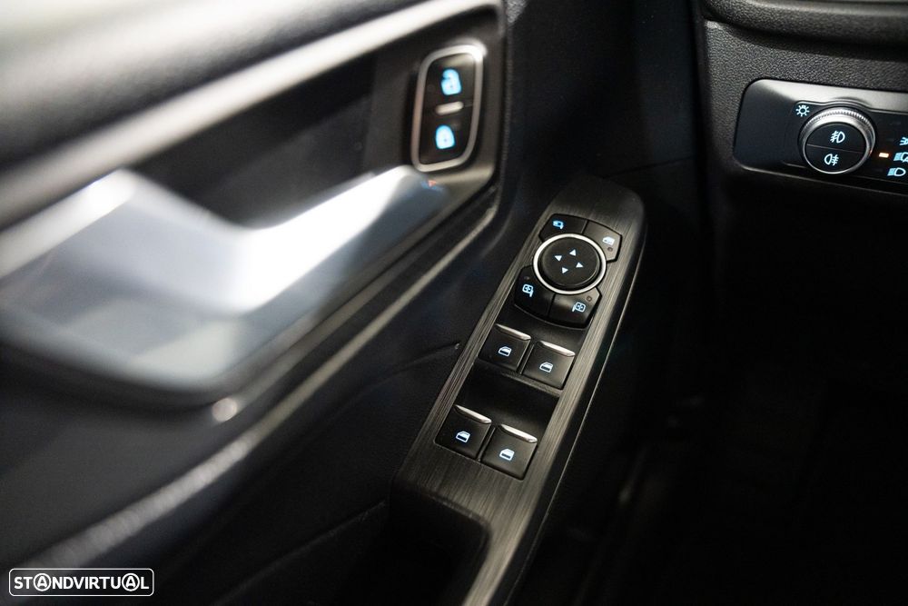 Ford Kuga 1.5 EcoBoost ST-Line - 11