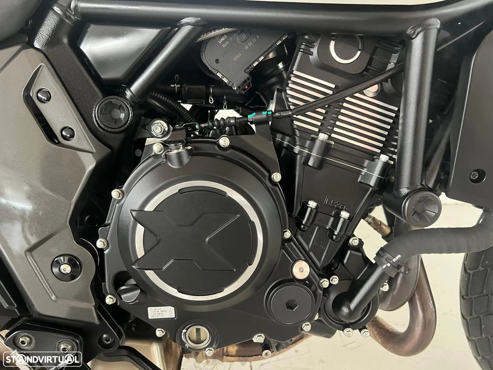 CF Moto 700CL-X Heritage - 14