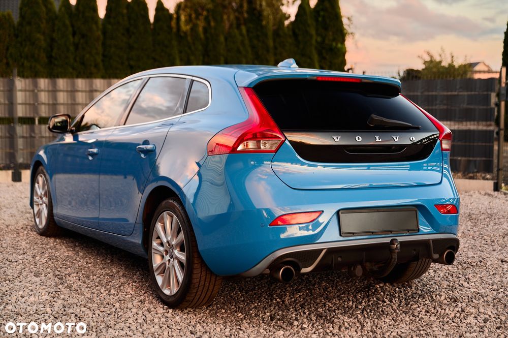 Volvo V40 D3 R Design - 20