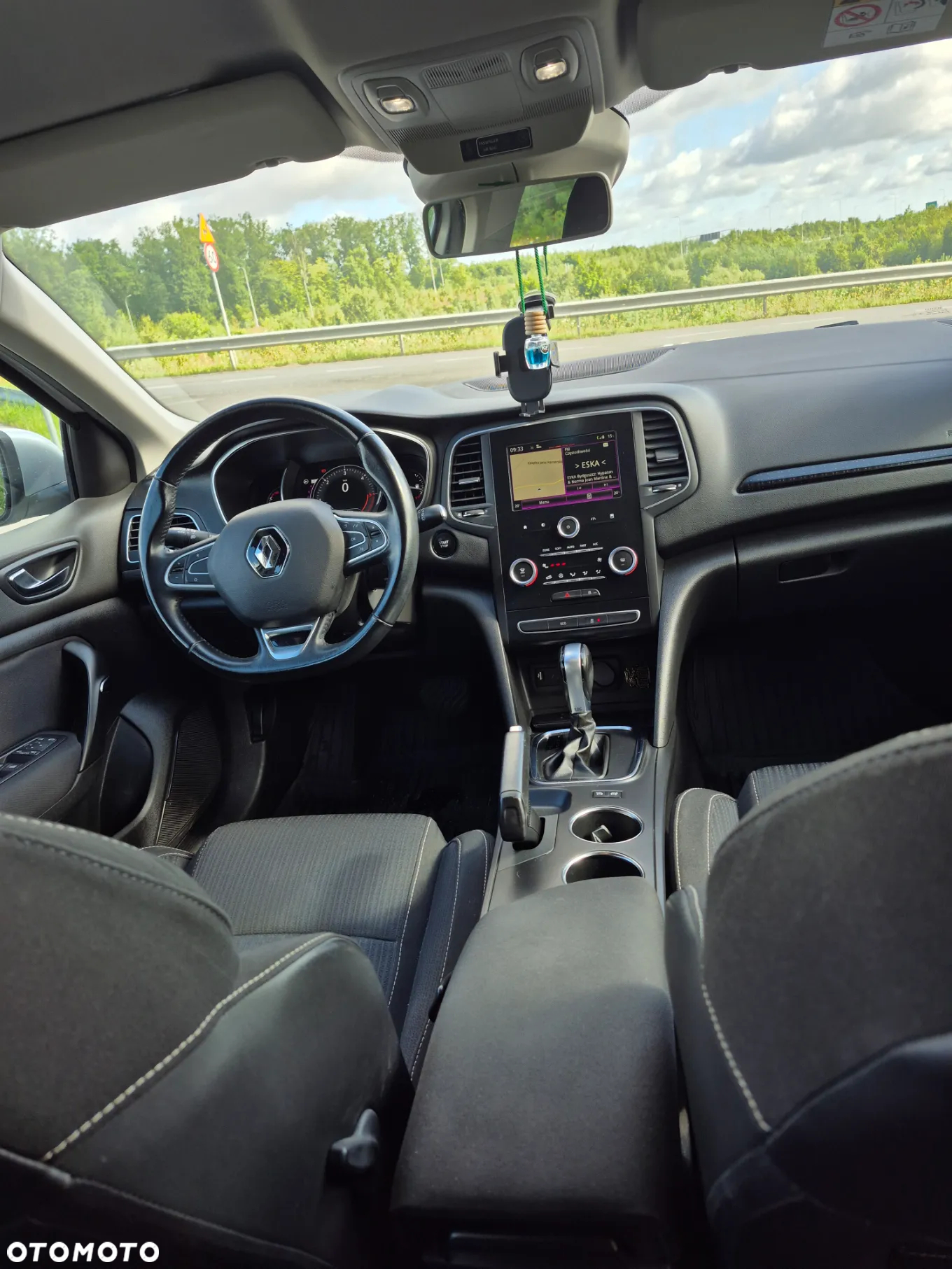 Renault Megane 1.5 dCi Intens EDC - 11