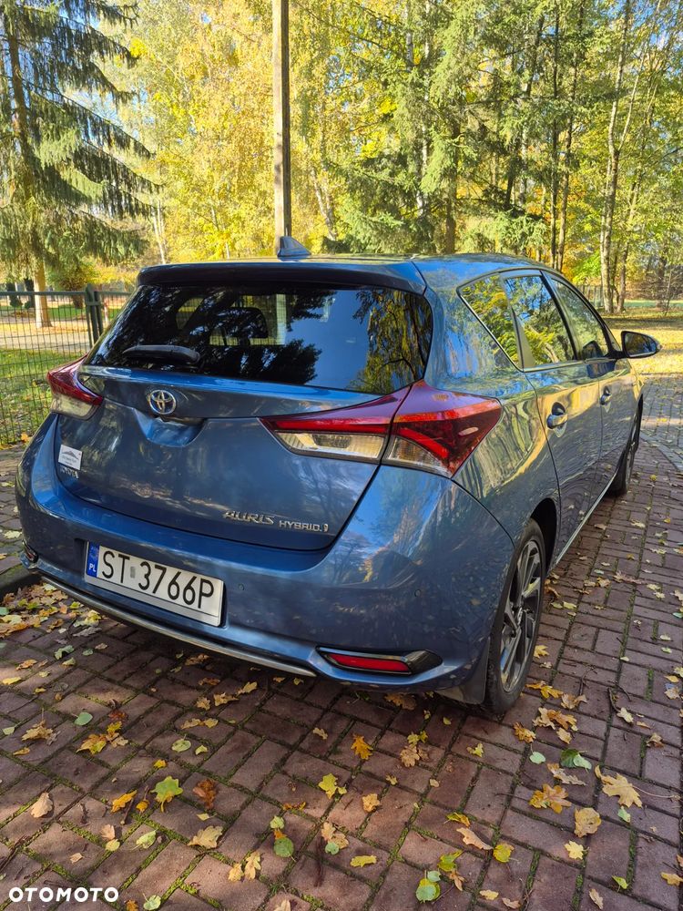 Toyota Auris 1.8 HSD Luna - 11