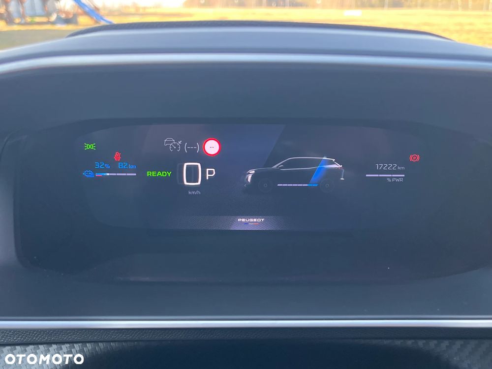 Peugeot 2008 54kWh GT Exclusive - 33