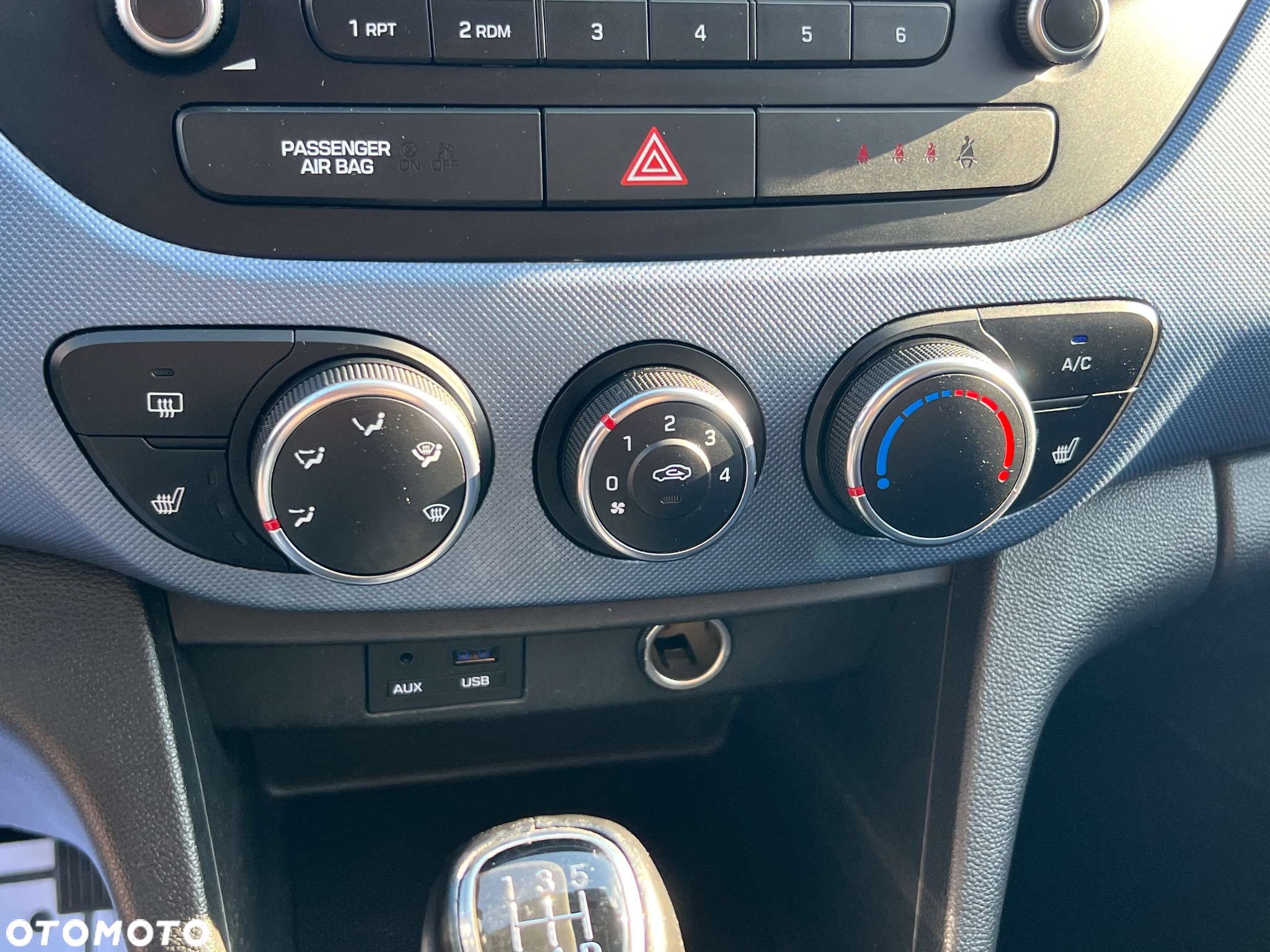 Hyundai i10 1.0 BlueDrive Premium - 23