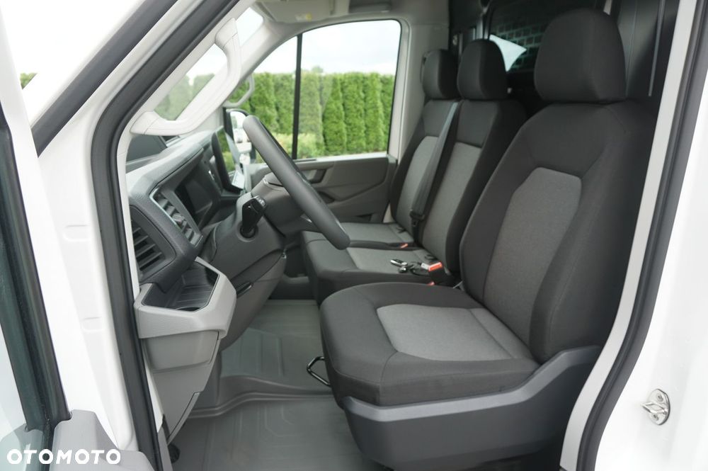 Volkswagen CRAFTER - 24