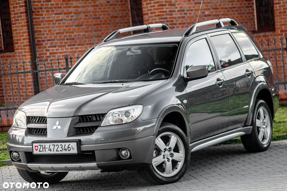 Mitsubishi Outlander - 15