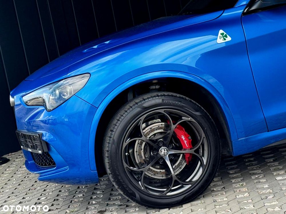 Alfa Romeo Stelvio 2.9 Bi Turbo V6 Quadrifoglio Q4 - 3