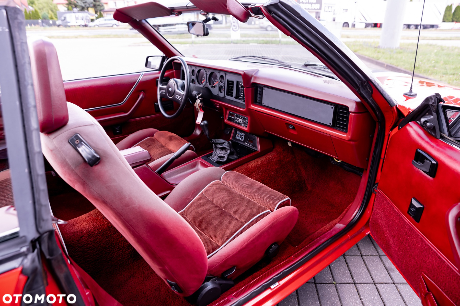 Ford Mustang 5.0 GT Convertible - 20