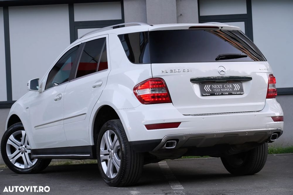 Mercedes-Benz ML 300 CDI 4Matic 7G-TRONIC DPF BlueEFFICIENCY - 3