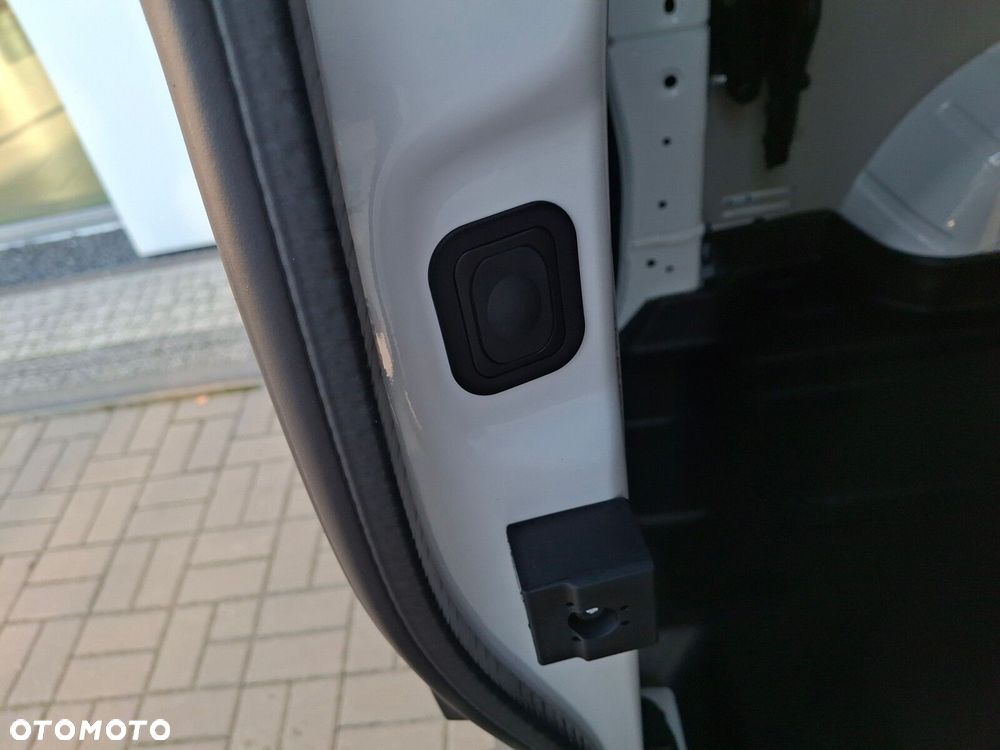 Volkswagen Transporter Furgon - 31