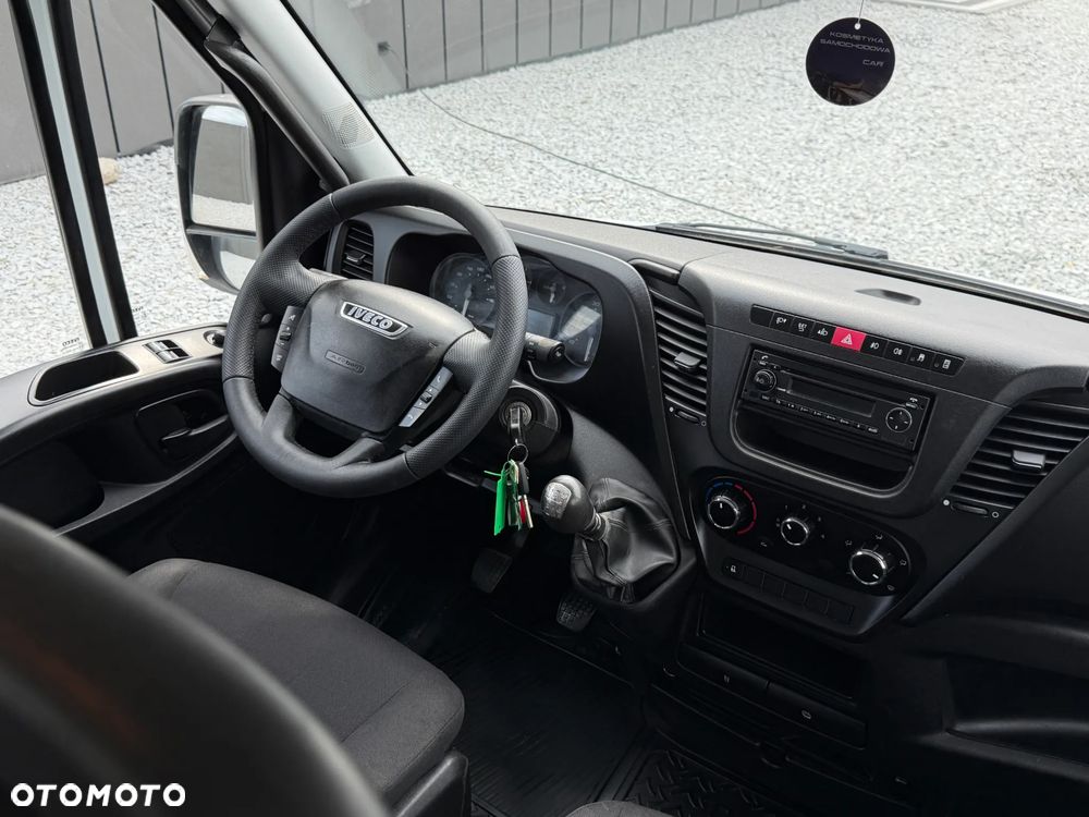 Iveco Daily Brygadówka Wywrotka 35C15 50C15 3.0 HPI 150 KM 3 strony Wywrotka - 17