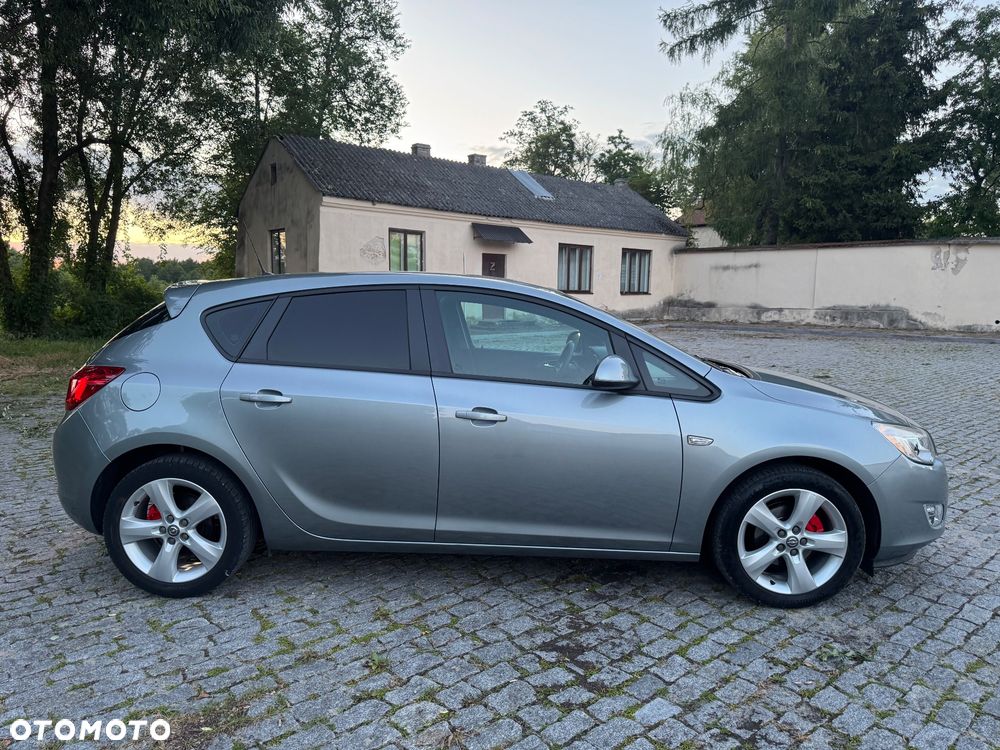Opel Astra 1.6 Color Edition - 14