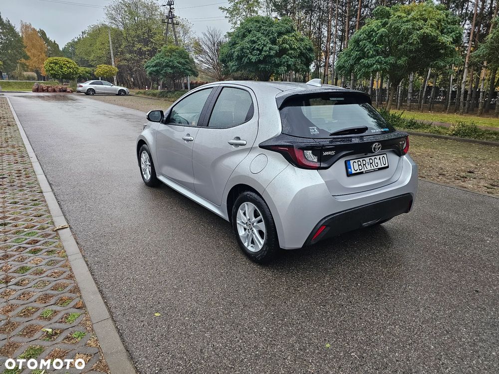 Toyota Yaris - 7