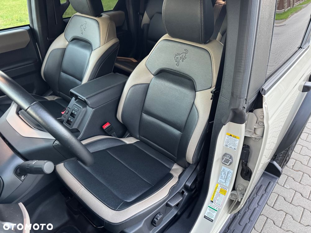 Ford Bronco - 18