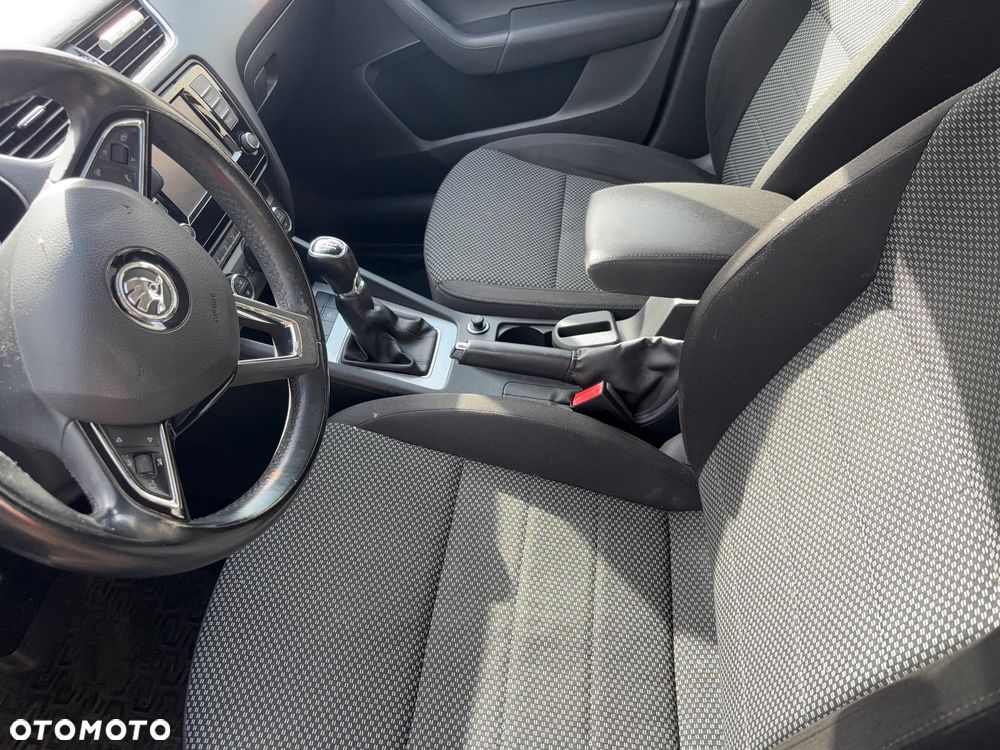 Skoda Octavia 1.4 TSI Ambition - 5