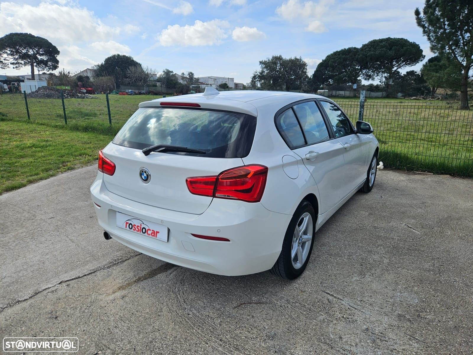BMW 116 d Line Urban - 10