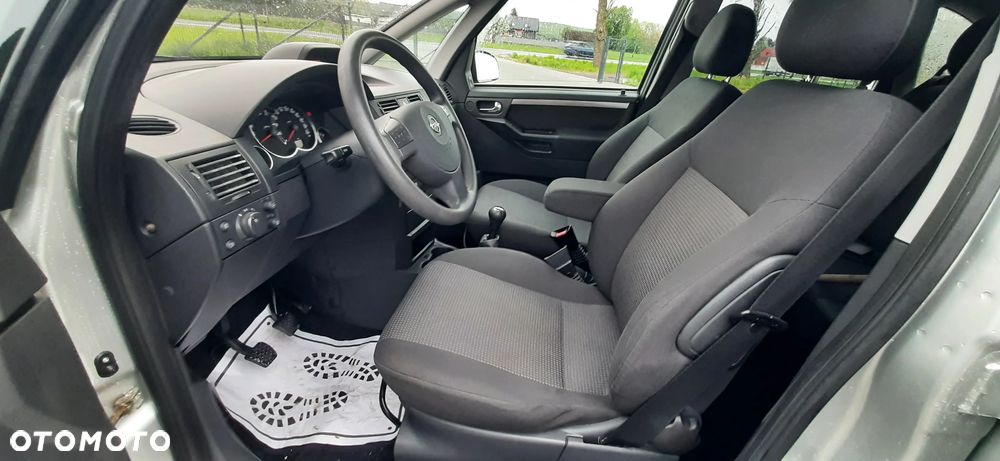 Opel Meriva - 27
