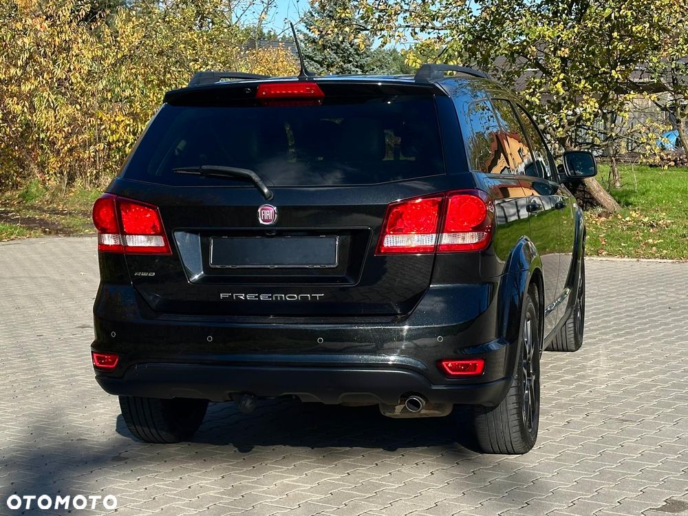 Fiat Freemont 2.0 Multijet 16V DPF Automatik Allrad Lounge - 10