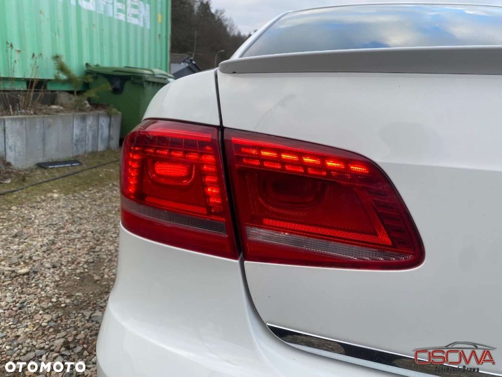 Volkswagen Passat - 33