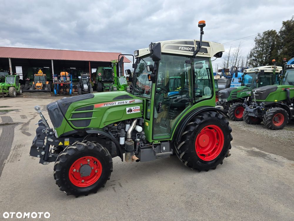 Fendt 209 V VARIO S3 TMS PROFI - 12