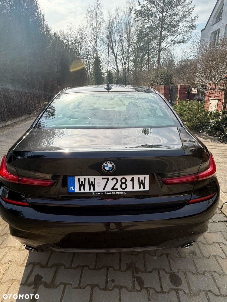 BMW Seria 3 320i - 2