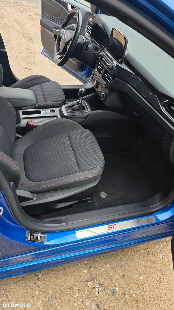 Ford Focus 2.0 EcoBlue ST-Line - 12