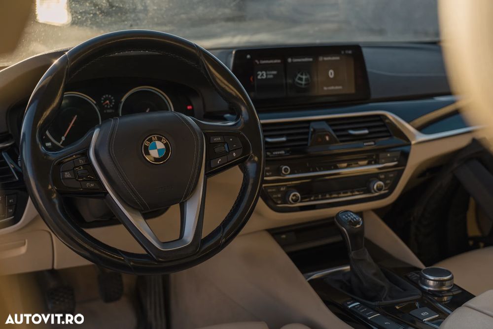 BMW Seria 5 520d - 14