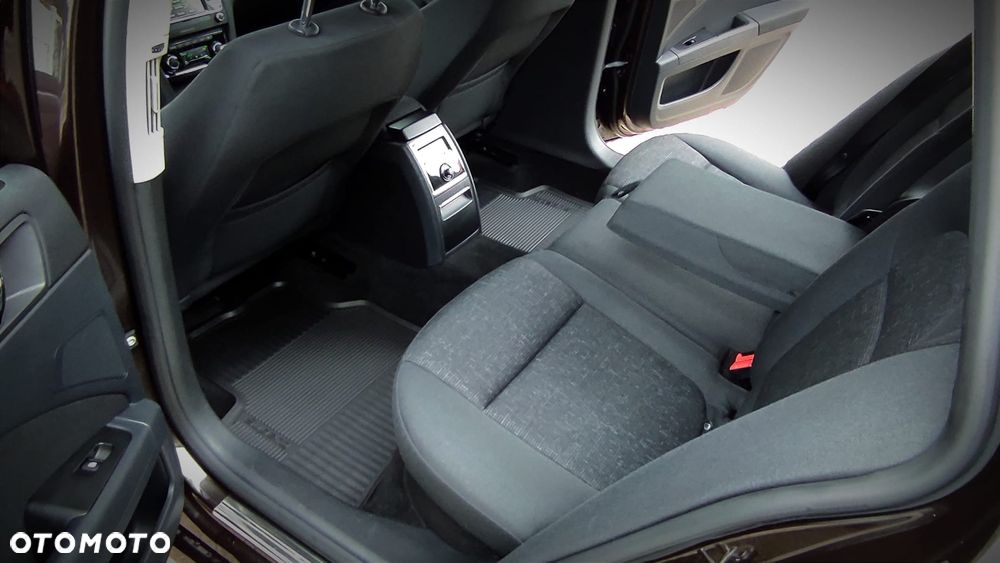 Skoda Superb 1.6 TDI Active Greenline - 11