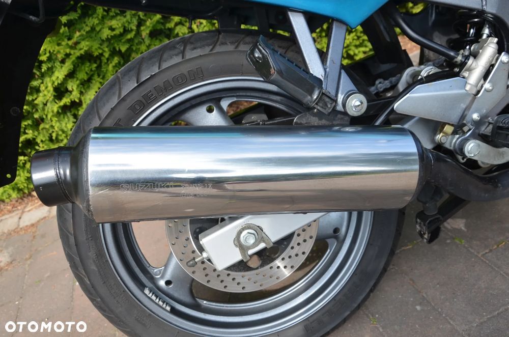 Suzuki GS - 18