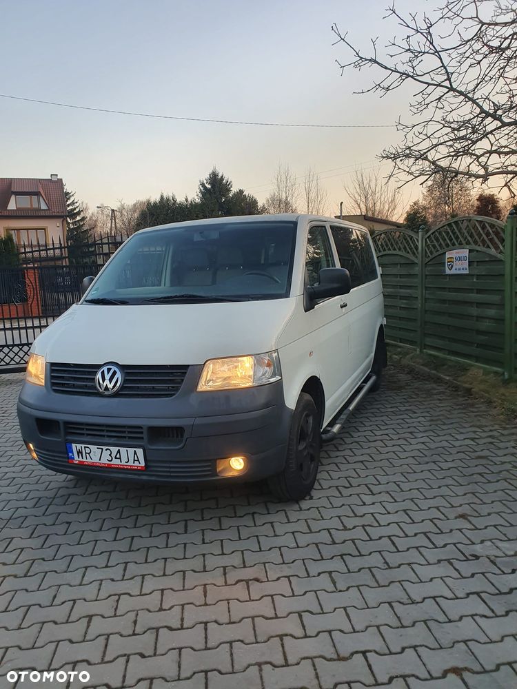 Volkswagen Transporter Shuttle Kurz - 1