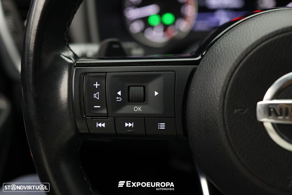 Nissan Qashqai 1.3 DIG-T N-GO Xtronic - 11