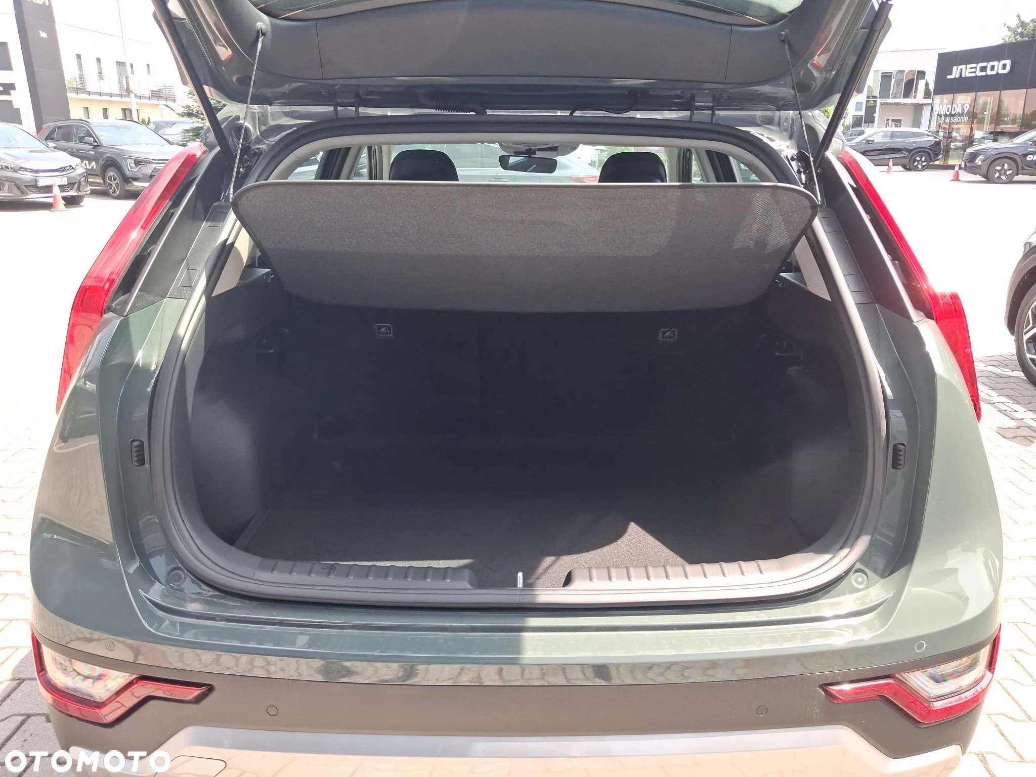 Kia Niro 1.6 GDI Hybrid M - 12