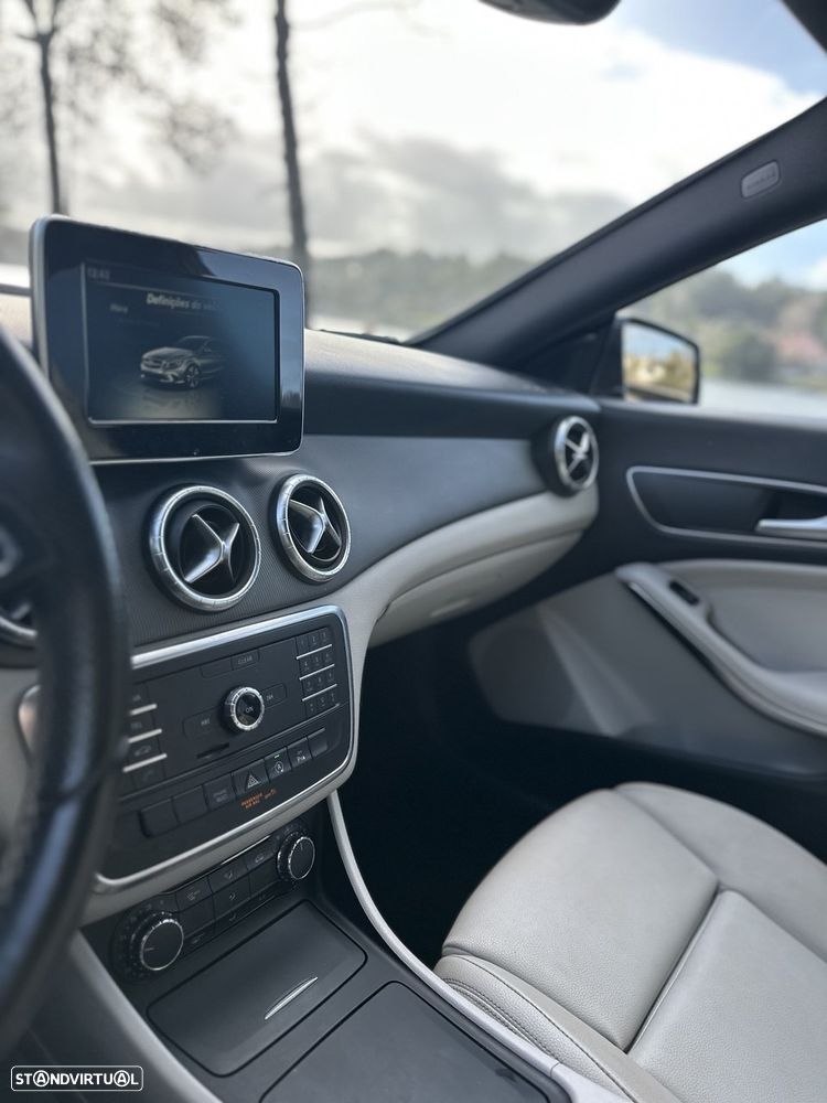 Mercedes-Benz CLA 180 - 12