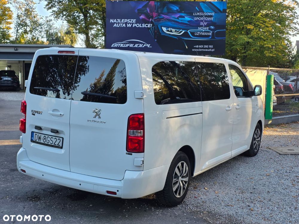 Peugeot Traveller 1.5 BlueHDi Long Business - 11